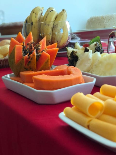 Dining area, Food