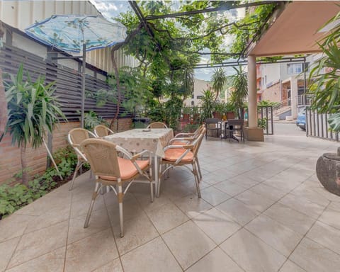 Garden, Balcony/Terrace