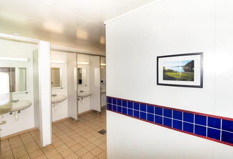 Bathroom, Area and facilities