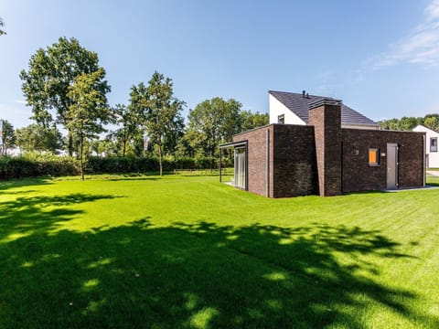 Luxurious wellness villa with a fireplace in Limburg Villa in Roggel
