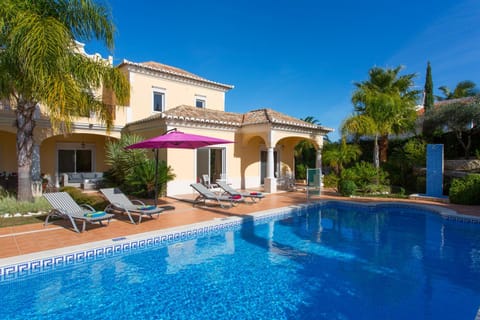 Garden, Swimming pool, sunbed