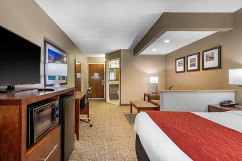 Comfort Inn & Suites Hamilton Place Hotel in Chattanooga