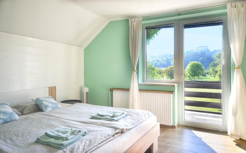 Deerwood Villa-Modern cozy 2br apartment with castle view Apartment in Bled