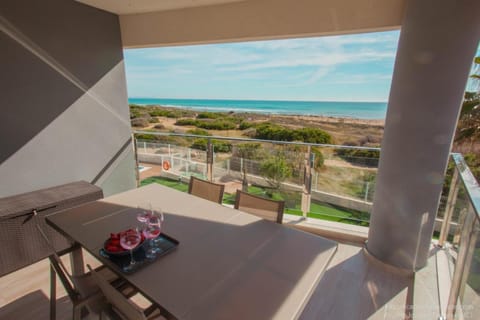 Balcony/Terrace, Seating area, Sea view