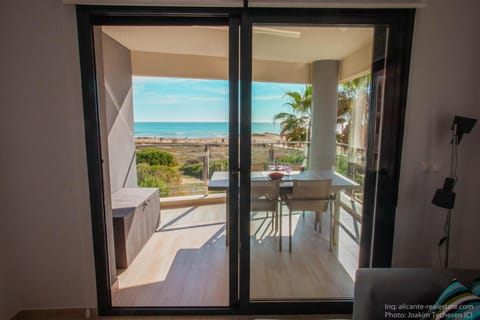 Balcony/Terrace, Beach, Sea view