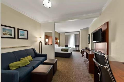 Comfort Suites Central Hotel in Corpus Christi