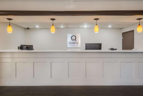 Quality Inn & Suites Hotel in Bellmead