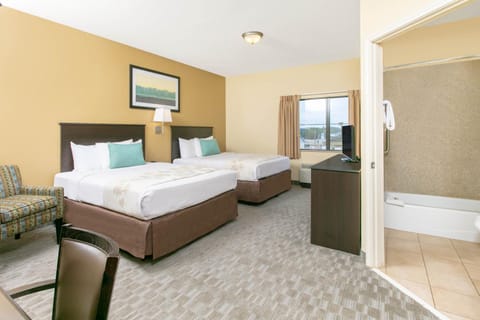 Hawthorn Suites by Wyndham Longview Hotel in Longview