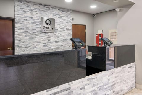 Quality Inn & Suites Granbury Hotel in Granbury