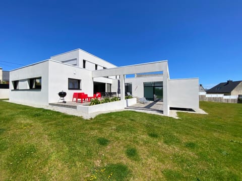 Garden, Garden, Balcony/Terrace