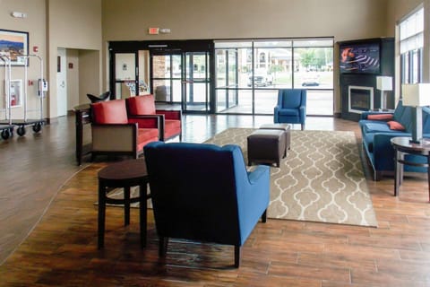Comfort Suites Salem-Roanoke I-81 Hotel in Salem