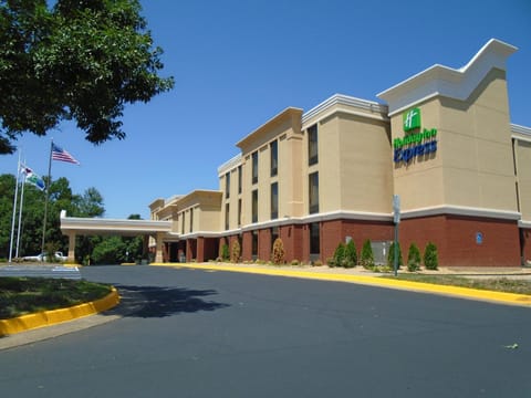Holiday Inn Express Hotel & Suites Midlothian Turnpike, an IHG Hotel Hotel in Richmond