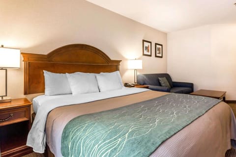 Comfort Inn & Suites Hotel in Burlington