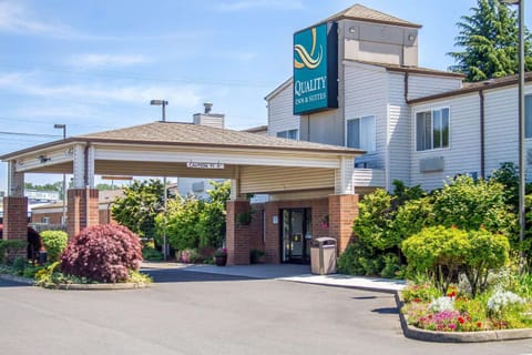 Quality Inn & Suites Longview Kelso Hotel in Longview