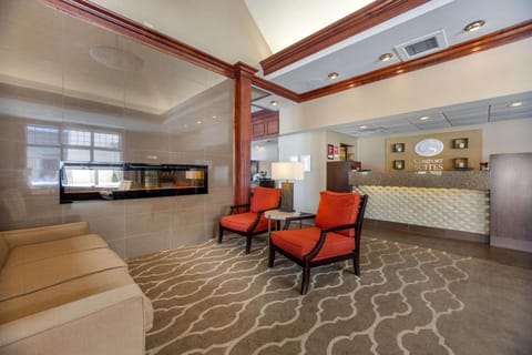 Comfort Suites Hotel in Howard