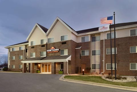 Hawthorn Suites By Wyndham Oak Creek/Milwaukee Airport Hôtel in Oak Creek