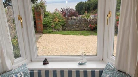 Periwinkle Cottage Maison in The Mumbles