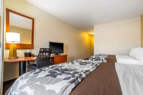 Sleep Inn & Suites Hotel in Douglas