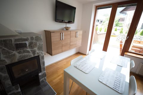 Communal lounge/ TV room, Living room, Photo of the whole room