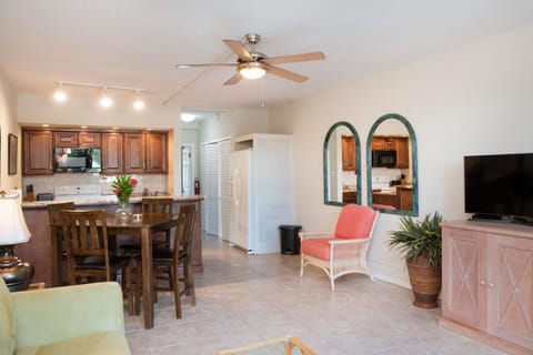 Beach Living at Island Pine Villas (BLJ) Casa in Grand Cayman