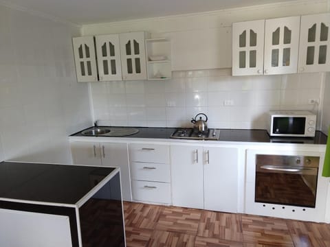 Kitchen or kitchenette, minibar, pet friendly