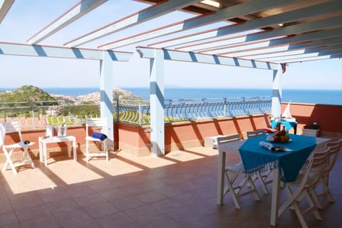 Balcony/Terrace, City view, Sea view