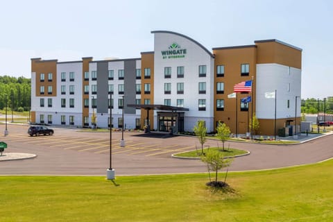 Wingate by Wyndham Angola Hotel in Indiana