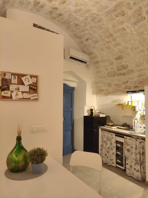 The doors, Apulia, Ostuni Condo in Ostuni