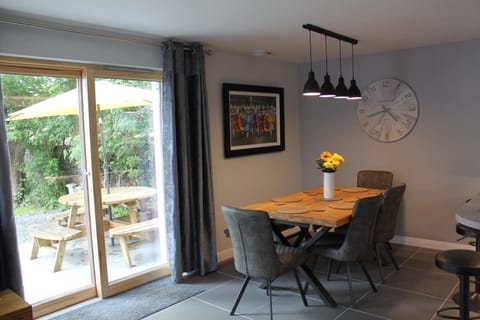 Dining area, Garden view