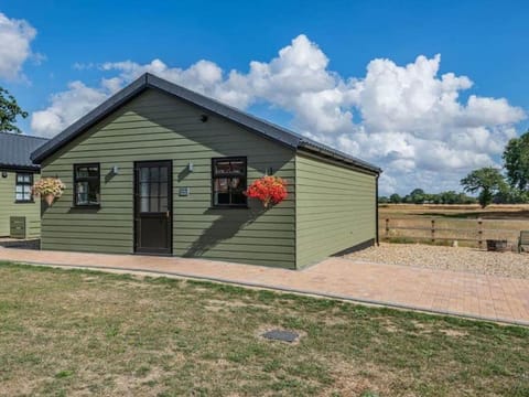 Cabin Hideaways Nature lodge in Broadland District