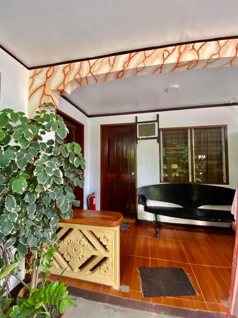 Cozy-Airconditioned Room 3 - May Ann Homestay Vacation rental in General Luna