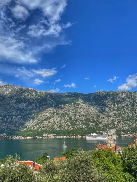 Natural landscape, Mountain view, Sea view