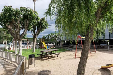 Day, Children play ground, Garden