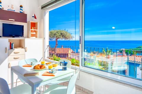Dining area, Sea view