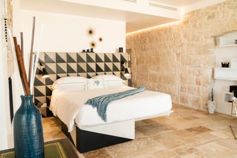 Antico Mondo Rooms & Suites Bed and Breakfast in Polignano a Mare