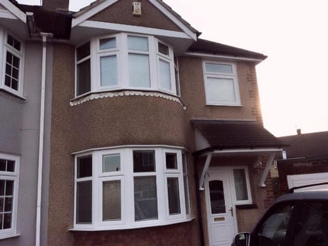 Bexleyheath Town Centre Four bedrooms, Five Beds House Haus in Dartford