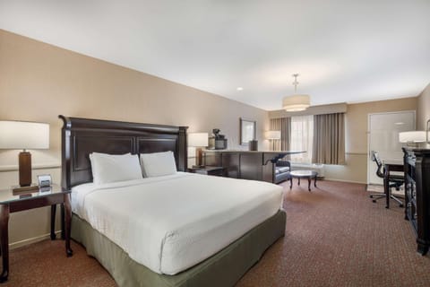 Best Western Corona Hotel & Suites Hotel in Corona