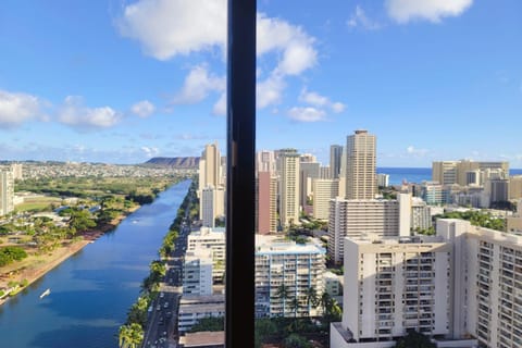 City view, River view, Sea view