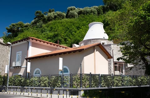 La Fornace Relais & Spa Estancia en una granja in Castellammare di Stabia