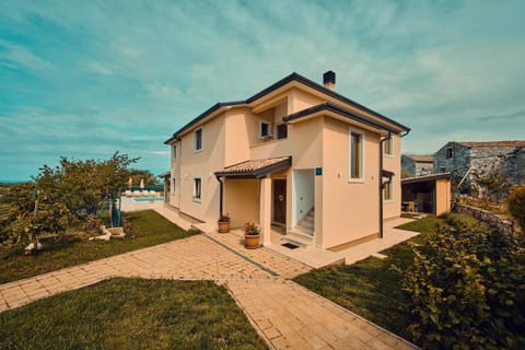 AISHA Apartment in Istria County