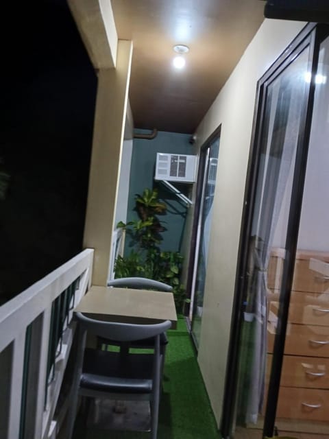 Pine Suites Tagaytay Luxury Spacious 2 Bedroom Condo With Balcony Amenities View Condo in Tagaytay