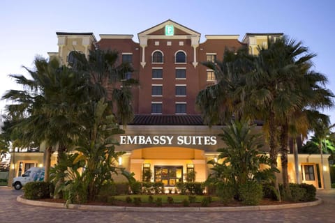 Embassy Suites Fort Myers - Estero Hotel in Estero
