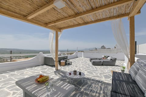 Patio, Day, Natural landscape, View (from property/room), Balcony/Terrace, Seating area, Sea view, sunbed