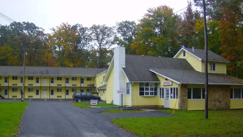 Country Place Inn and Suites White Haven Motel in Luzerne County