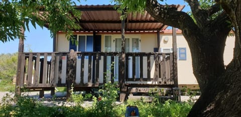 Property building, Patio, Facade/entrance, Day, Summer, Garden, View (from property/room), View (from property/room), Balcony/Terrace, Garden view