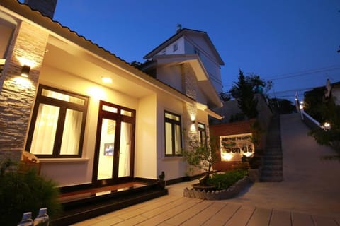 Sen Đá Villa - Succulent Villa Vacation rental in Dalat