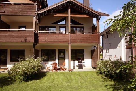 Patio, Balcony/Terrace, Balcony/Terrace