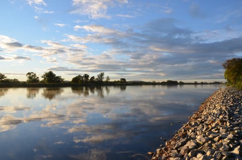 River view, Swimming pool