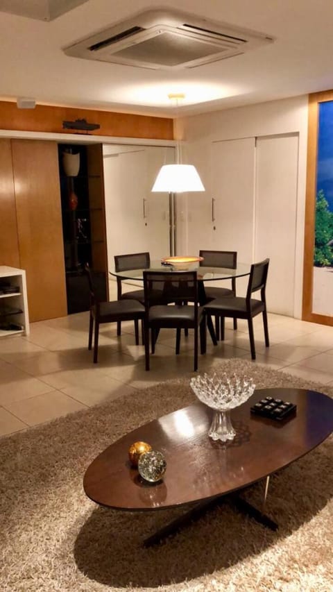 Apartamento com 3 Suites em Bairro nobre, próximo ao Centro de Eventos do Ceara Condo in Fortaleza