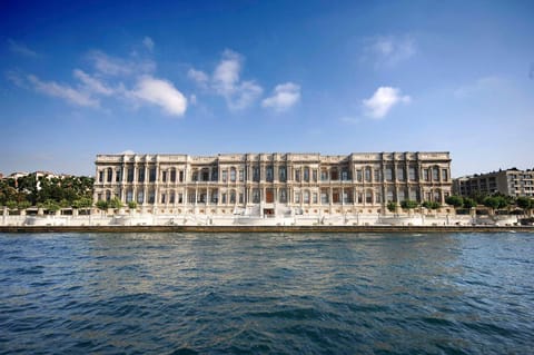 Çırağan Palace Kempinski Istanbul Hotel in Istanbul